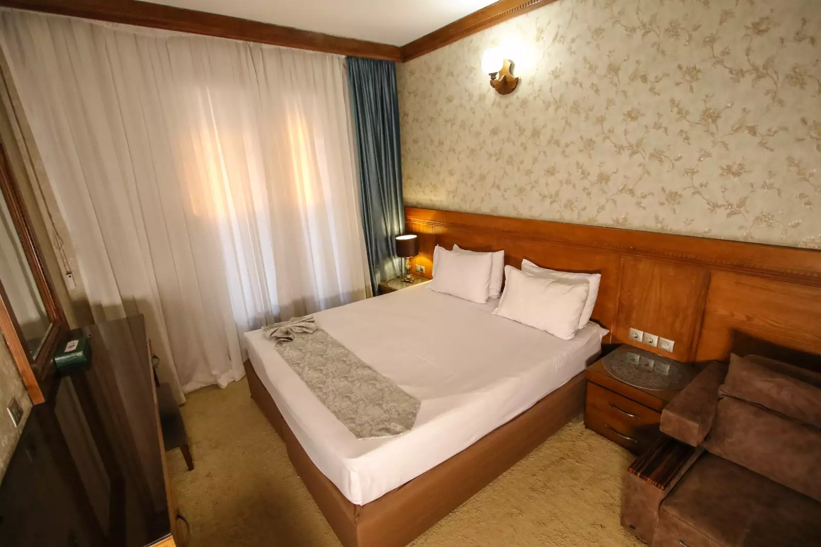 هتل فدک الزهرا مشهد